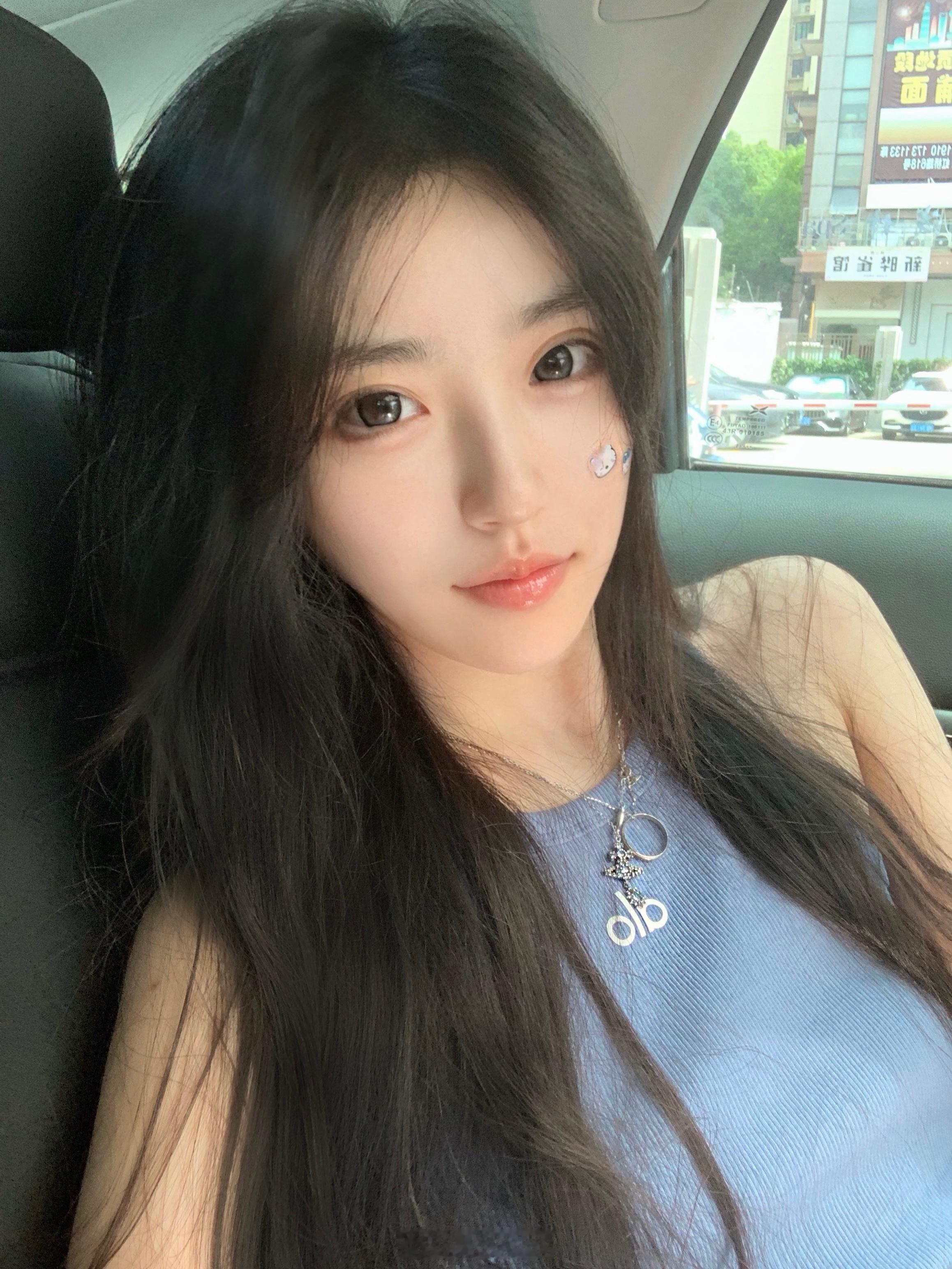 今天的luckycolor🫐🧊🦋🐟🐬🐳💦🌊💧❄️🪼🐋🦕