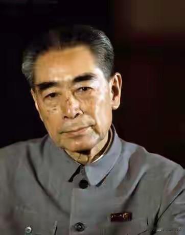 周总理重病悲怆落泪：苟坝那盏马灯，挽救了整个红军！1972年，身患重病的周恩