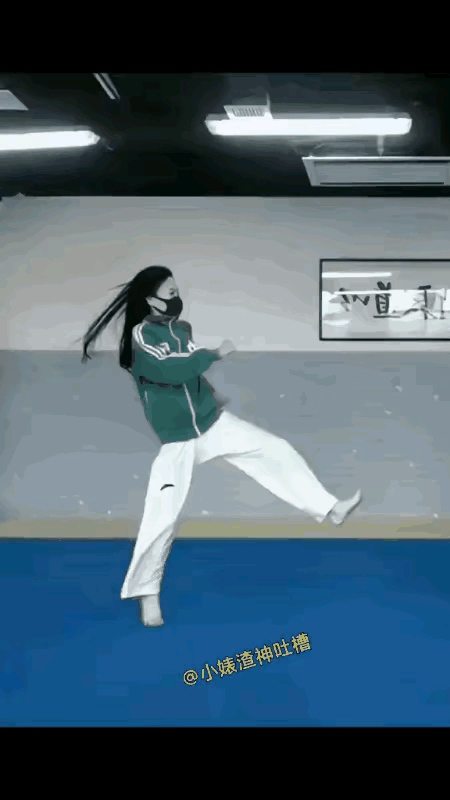 高市早苗还在叫嚣“台湾有事就是日本有事”？别光气，这其实是暴露军国主义遗毒的绝佳