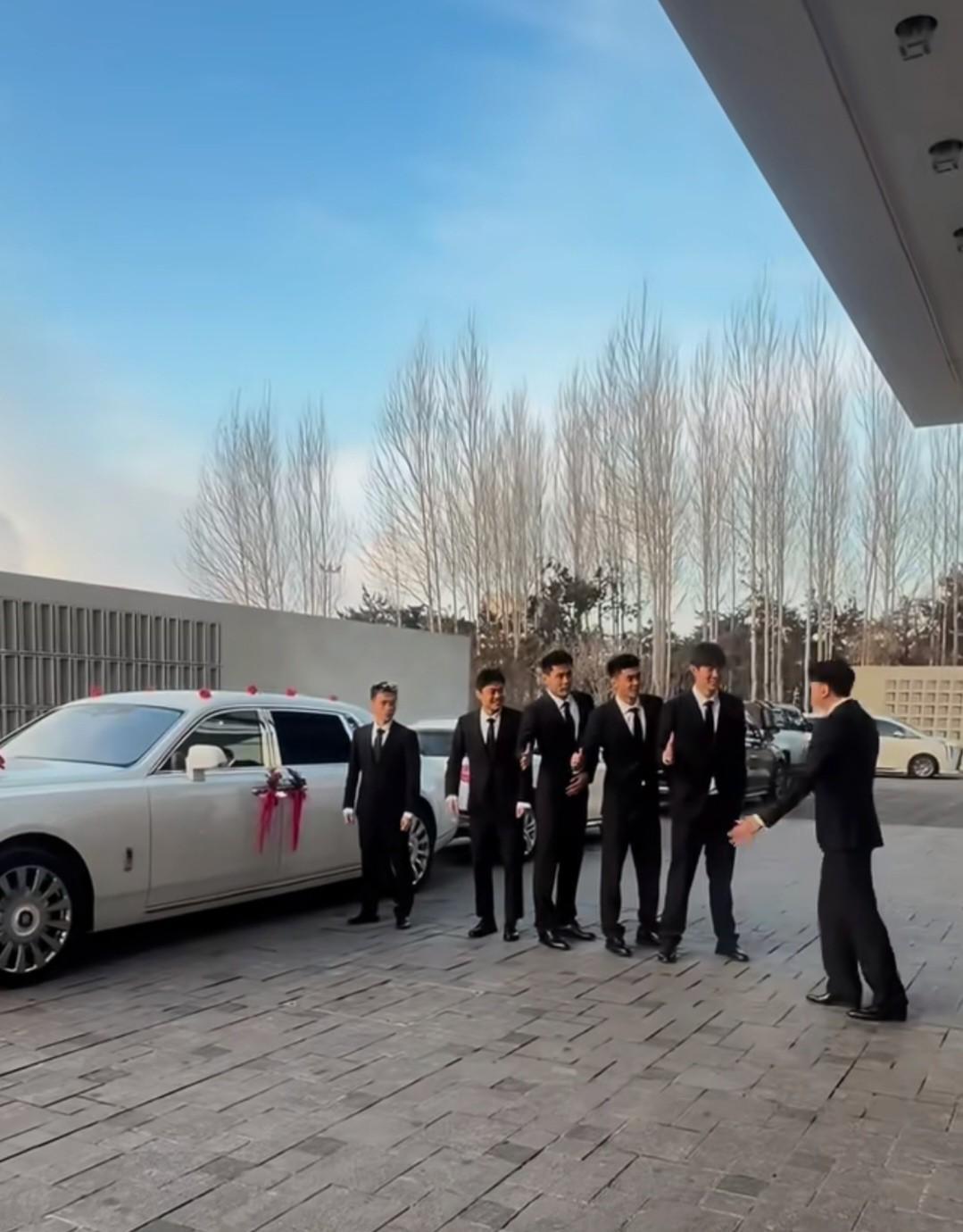 山东泰山高准翼婚礼，成为广州恒大球员大聚会！山东泰山和国足后卫高准翼的婚礼，于