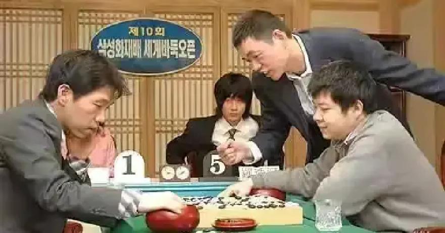 三星杯18年，他头发全白2006年，罗洗河三擒李世石、崔哲瀚，决赛2:1掀