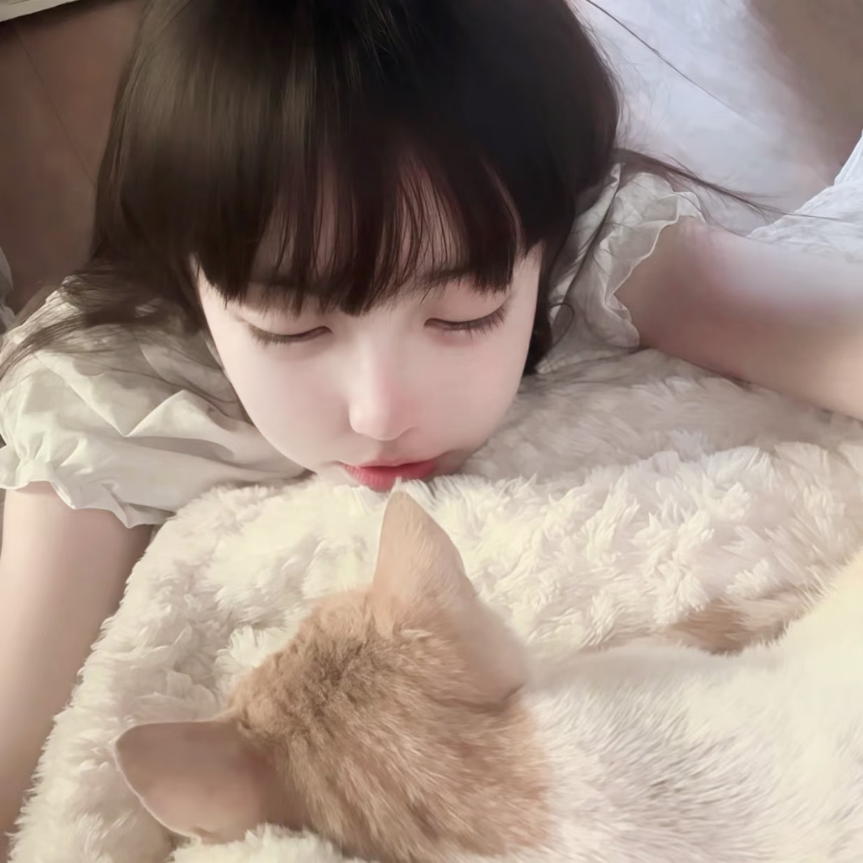 𝑾𝒆𝑪𝒉𝒂𝒕头像｜女生头像｜真人头像｜小众头像｜生活感｜无水印｜九宫