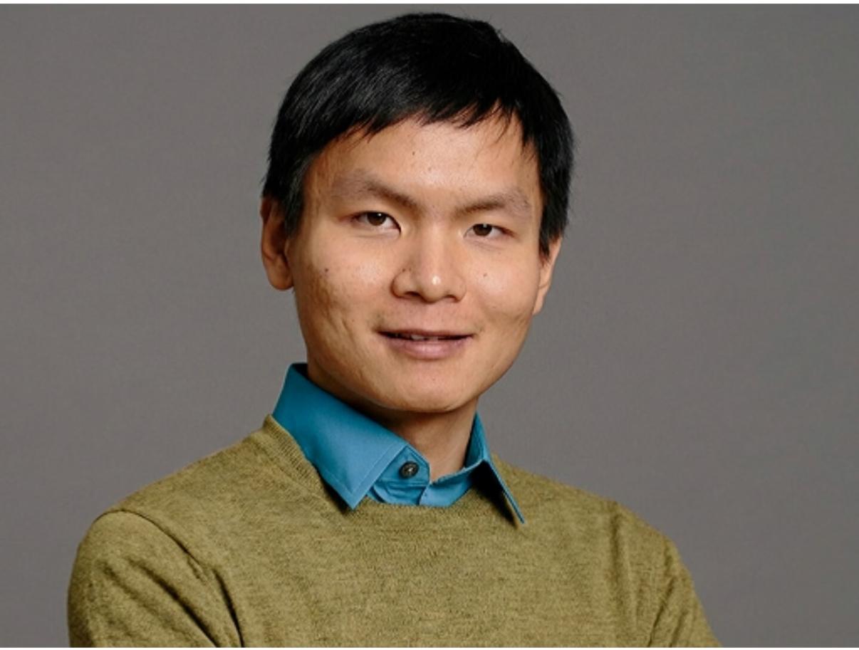 看到杨格倒下的消息，说实话，第一反应是后背一凉。不是惋惜天才那种，而是那种“这