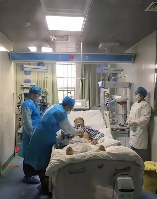 🌛金钱再次打败亲情！北京，男子患肝癌已经是晚期，他放心不下妻女，在去世前3
