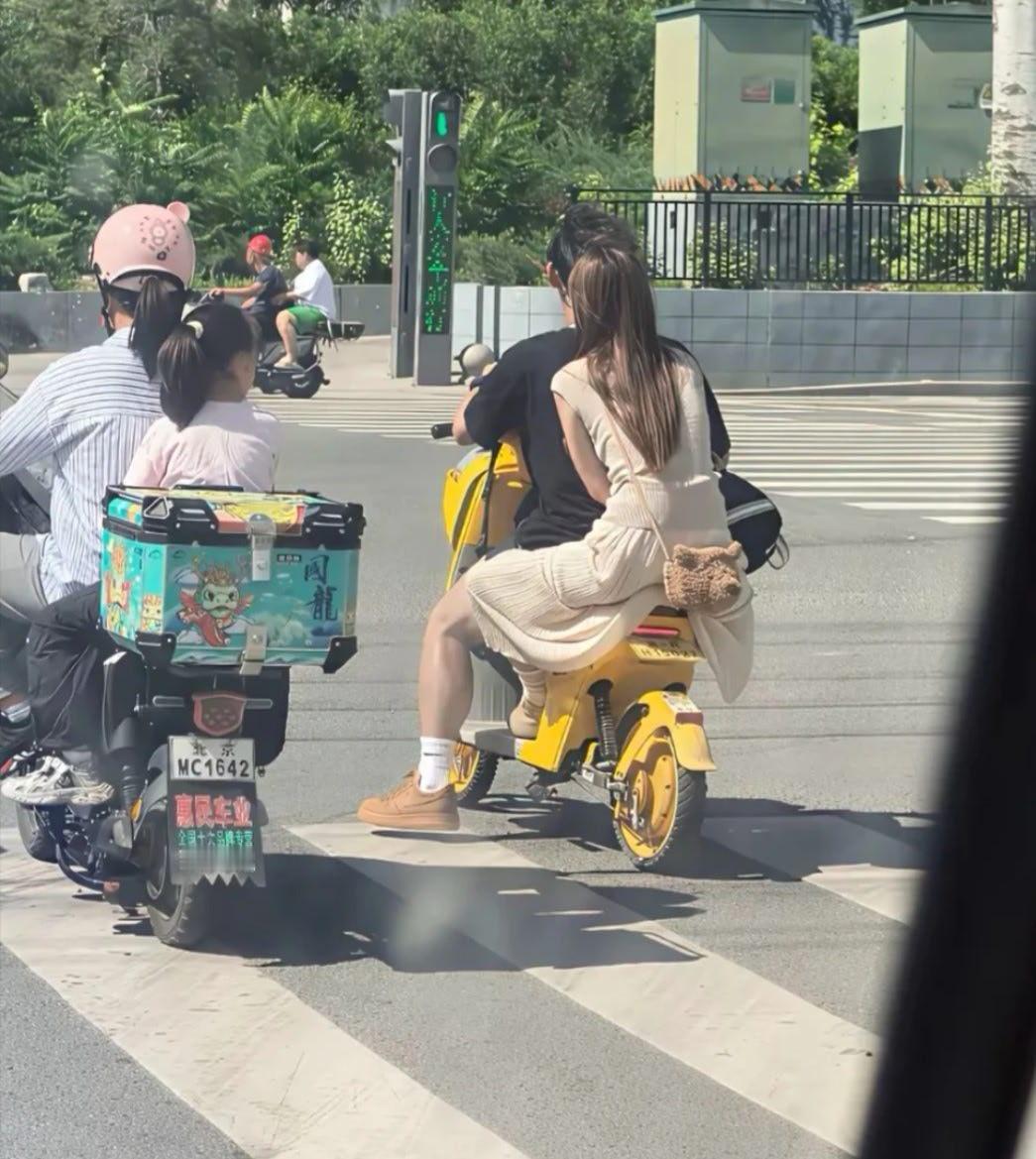 摄影界又出了一个“天才”！这个刹车辅助真是神来之笔。[捂脸哭]