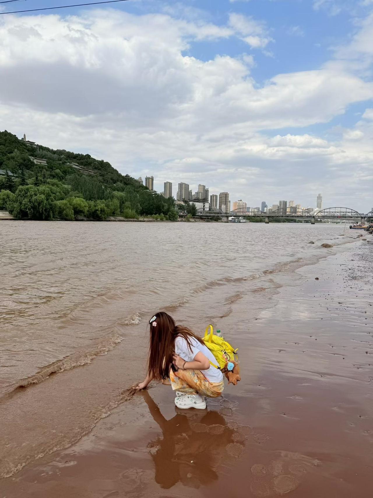 一位情感专家说：“性欲这东西，是女人最诚实的本能，装不出来，也骗不了自己