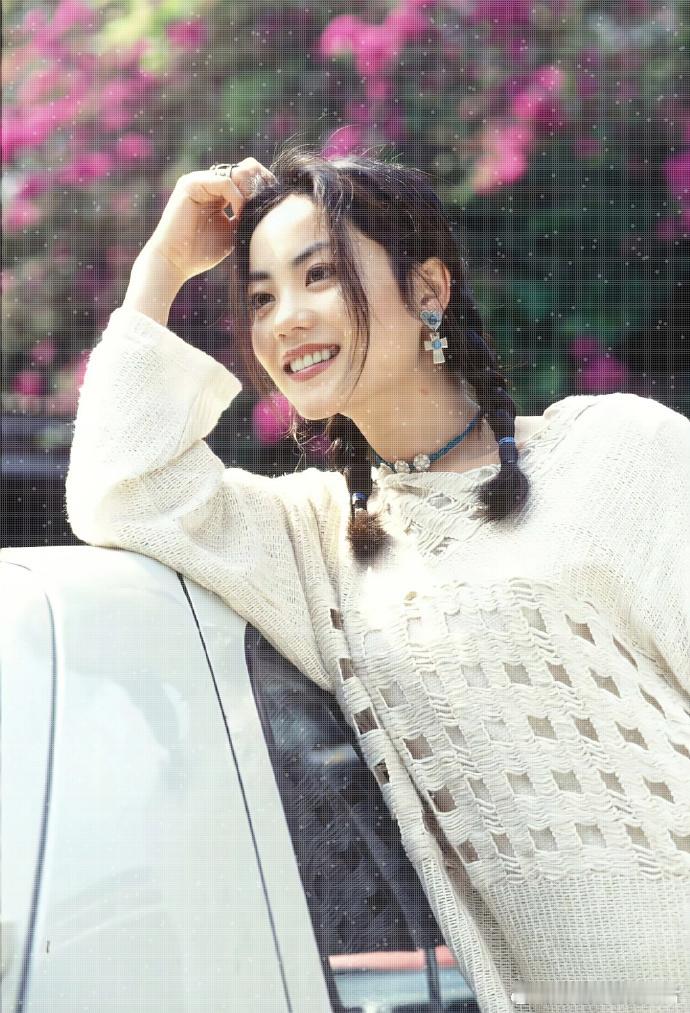 1994年25岁的王菲拍的写真