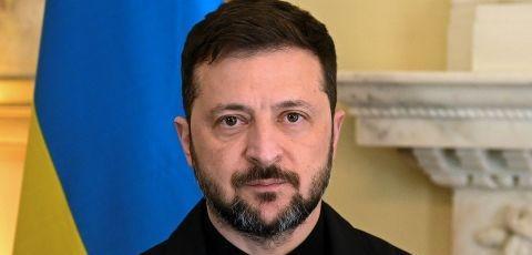 乌军在波克罗夫斯克硬刚出三到五公里，俄军真退了。海马斯砸了弹药库，炸了指挥所