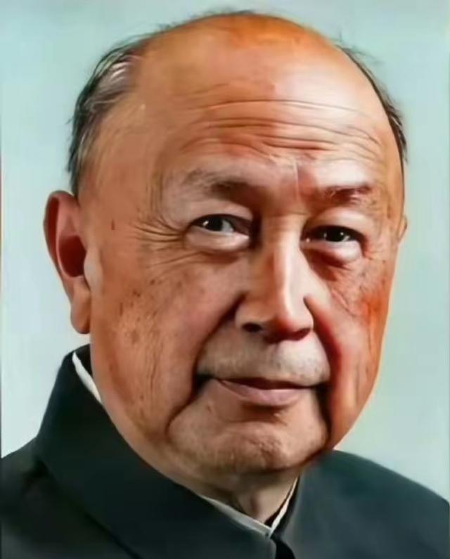 台湾评论员唐湘龙说：这次伊朗事件，更加印证了钱学森说的那段话。如果有一天，原子弹