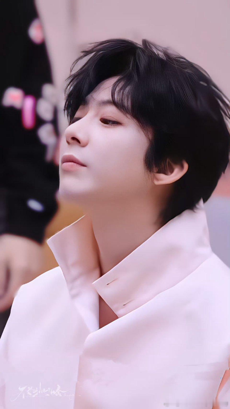 ||遇见你是最美好的相遇是意料之外的遇见也是惊艳了时光的际遇很高兴在这漫长