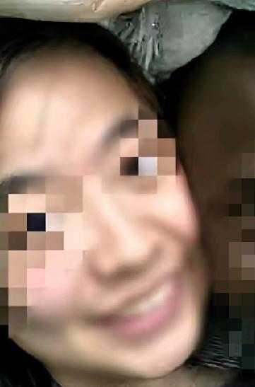 天呐！20岁姑娘竟因夫妻生活过度把身体搞垮了！这位20岁的姑娘嫁给黑人后，每
