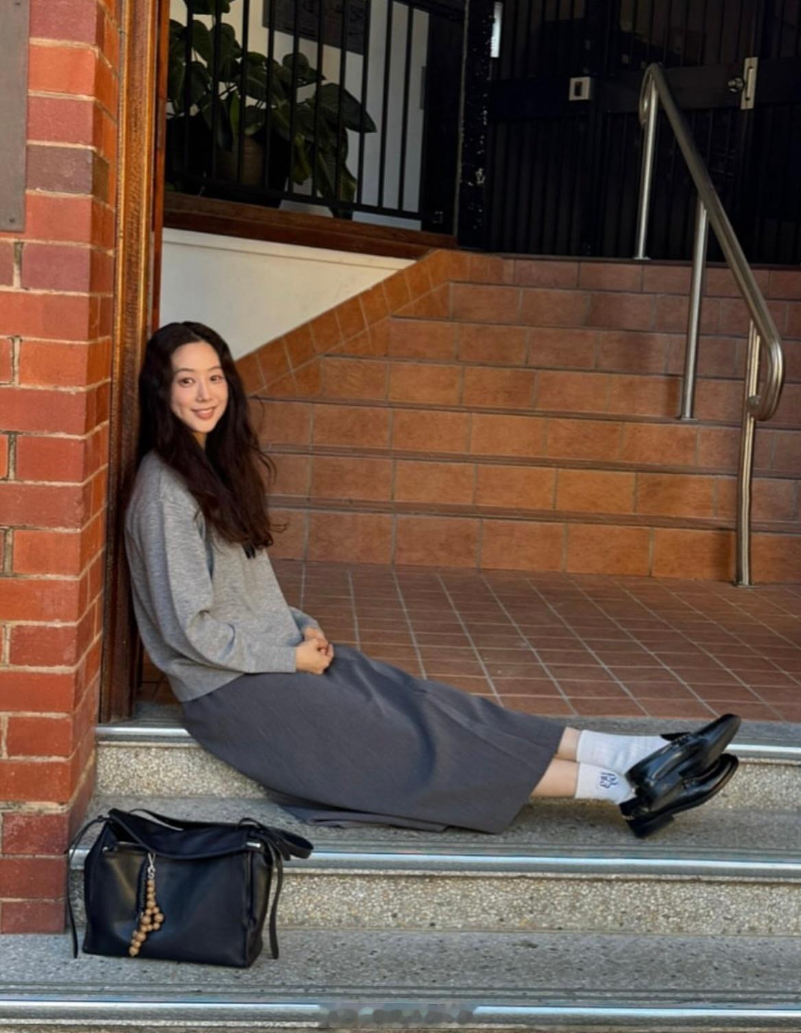 郑丽媛郑丽媛微笑女王澳洲定居生活​​​
