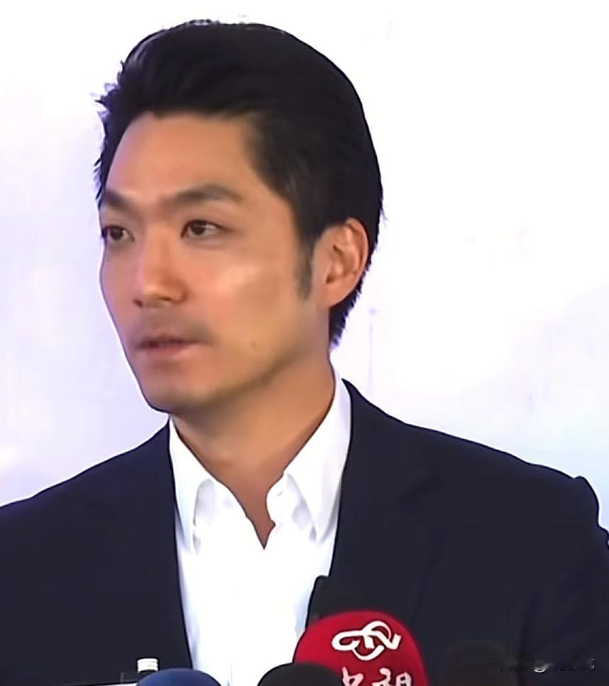 蒋万安：所以我是“台湾市”的市长吗？最近岛内蓝绿之间为了101大楼又吵起来了