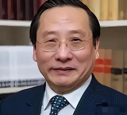 美国学者质问高志凯教授：“中国一个劲发展新武器装备，已经严重危害到周边国家的安全