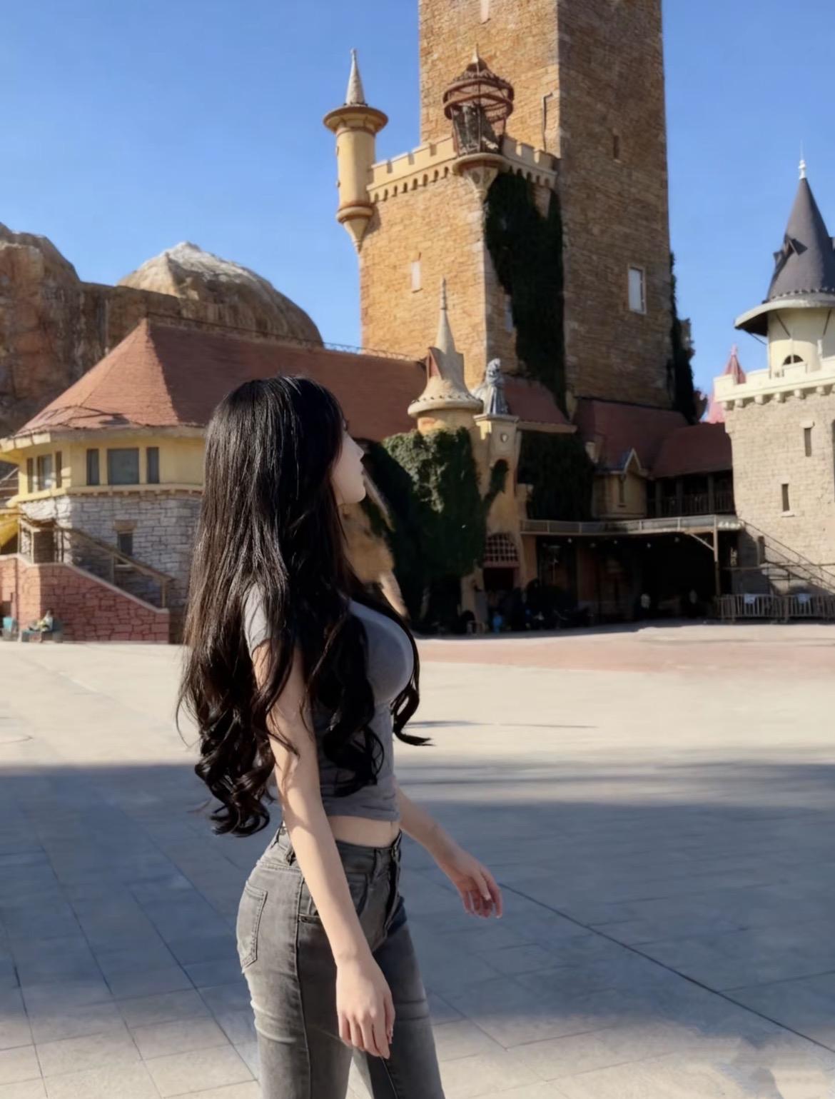 美女的美丽体现在何处呢？