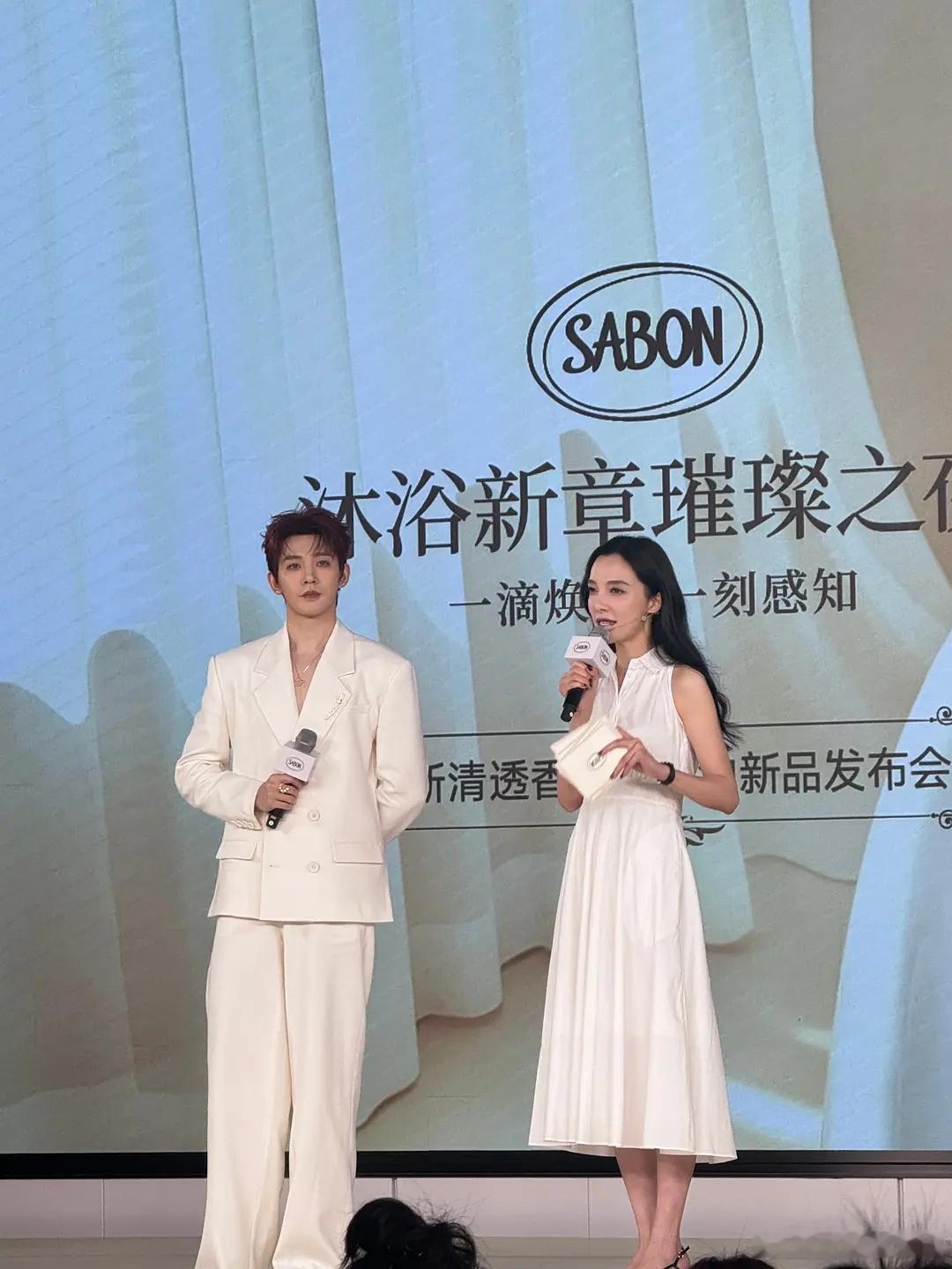 原相机邓为🐍什么水平瘦了吗？