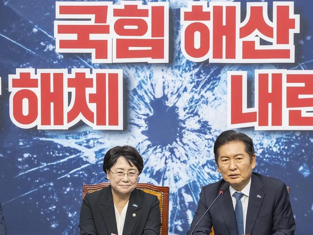 郑清来向祖国革新党表示: