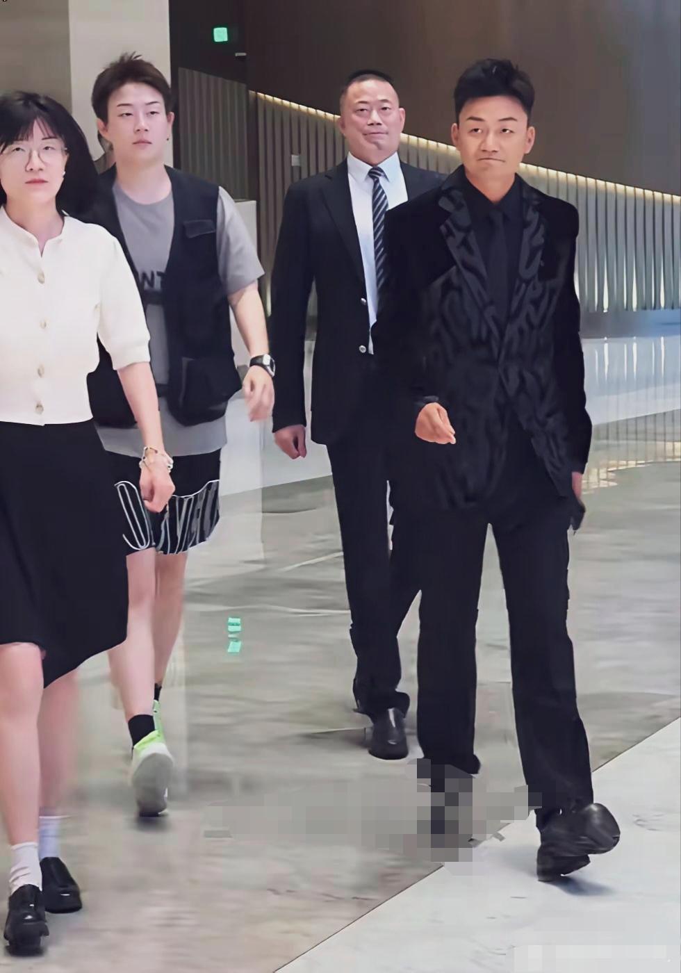 看到现在的王宝强马蓉会后悔吗？