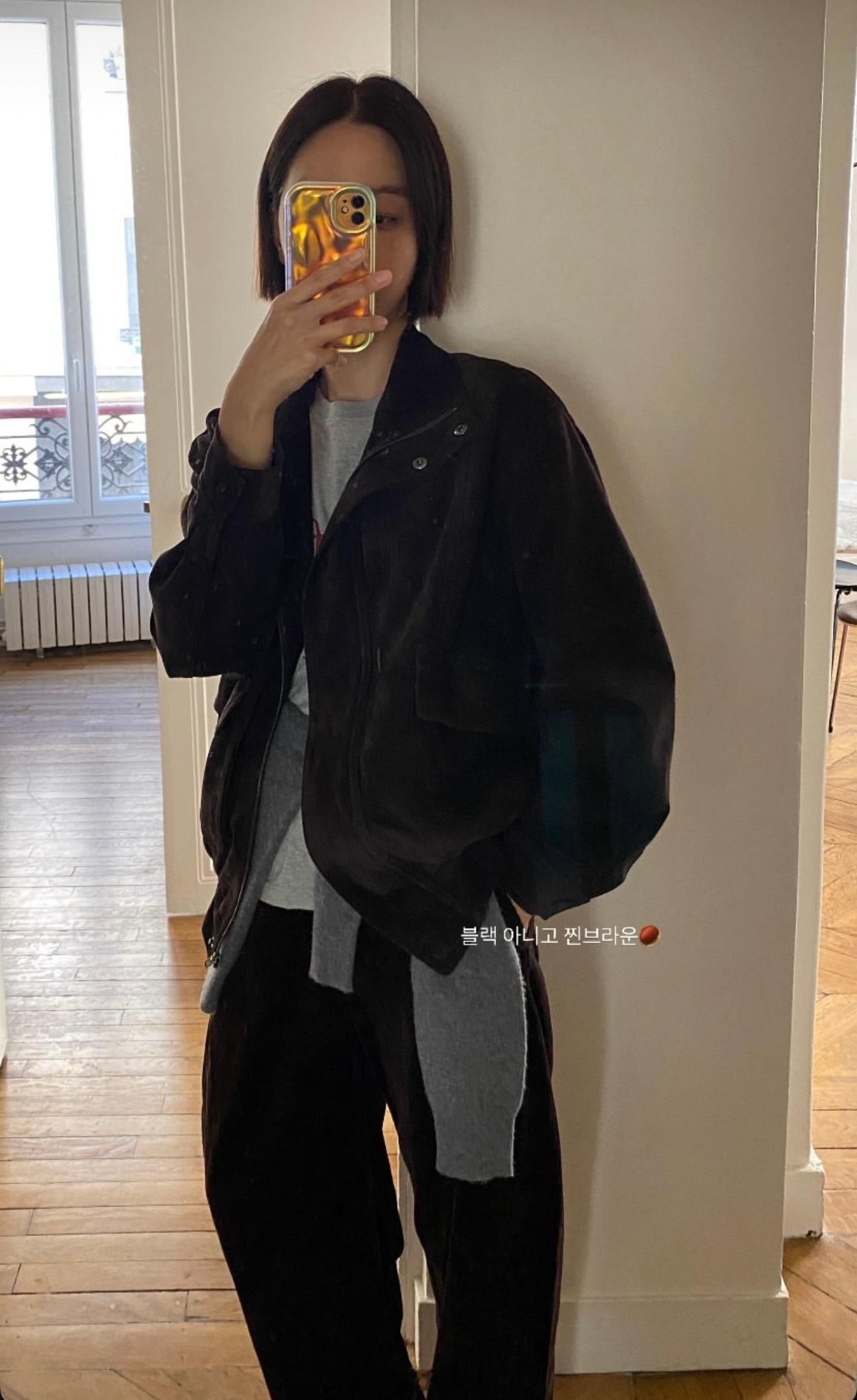 穿搭分享连续更新第2601天韩国时尚女生日常搭配小长假第8天！最后一天！韩系穿