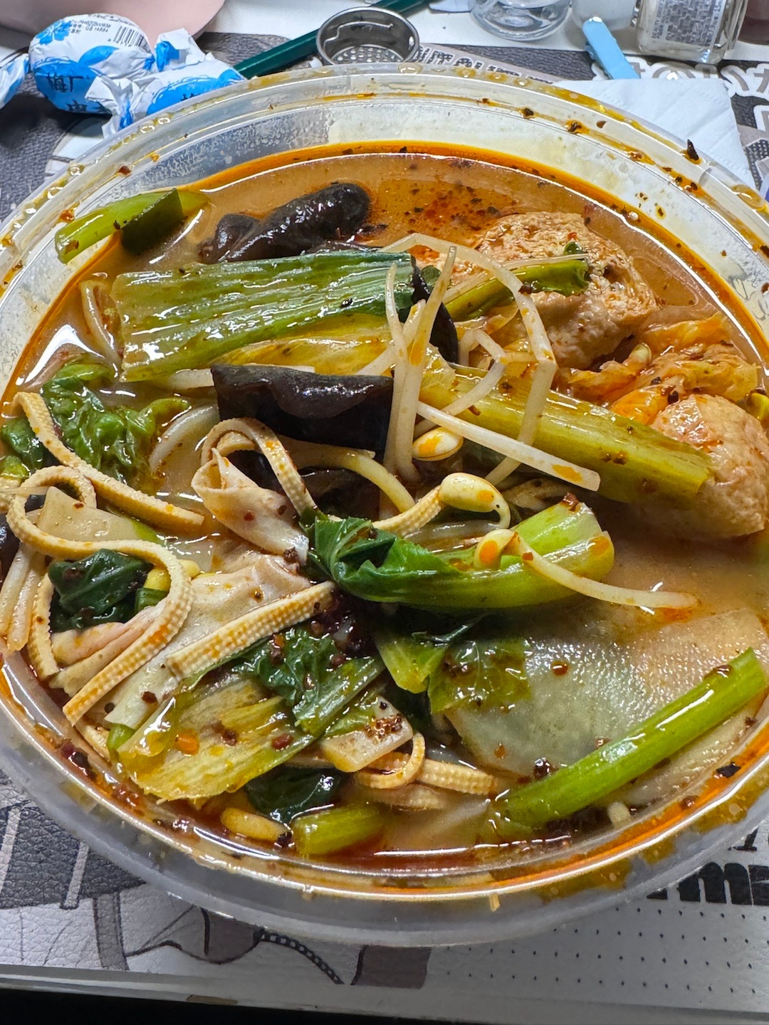 四天吃了三顿麻辣烫