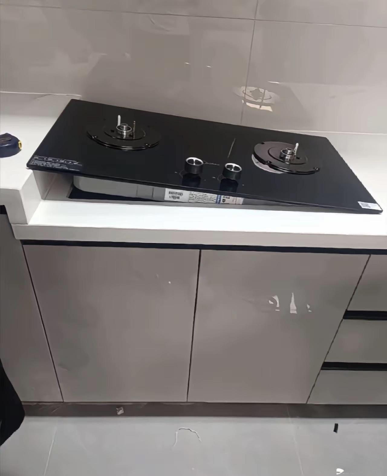 装修遇到的一件尴尬事，这种情况该怎么办？有帮忙出主意的吗？