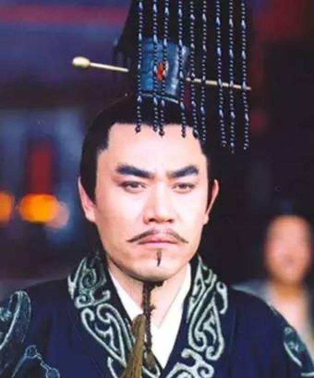 相面的说西汉首富邓通最终会被活活饿死。汉文帝:他命由我不由天！邓通从小不好好读