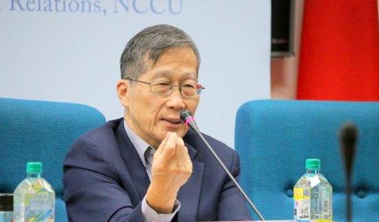 台湾大学教授丁树范表示，如果大陆坚持强制推行一国两制，国民党可能会选择拒绝接受这