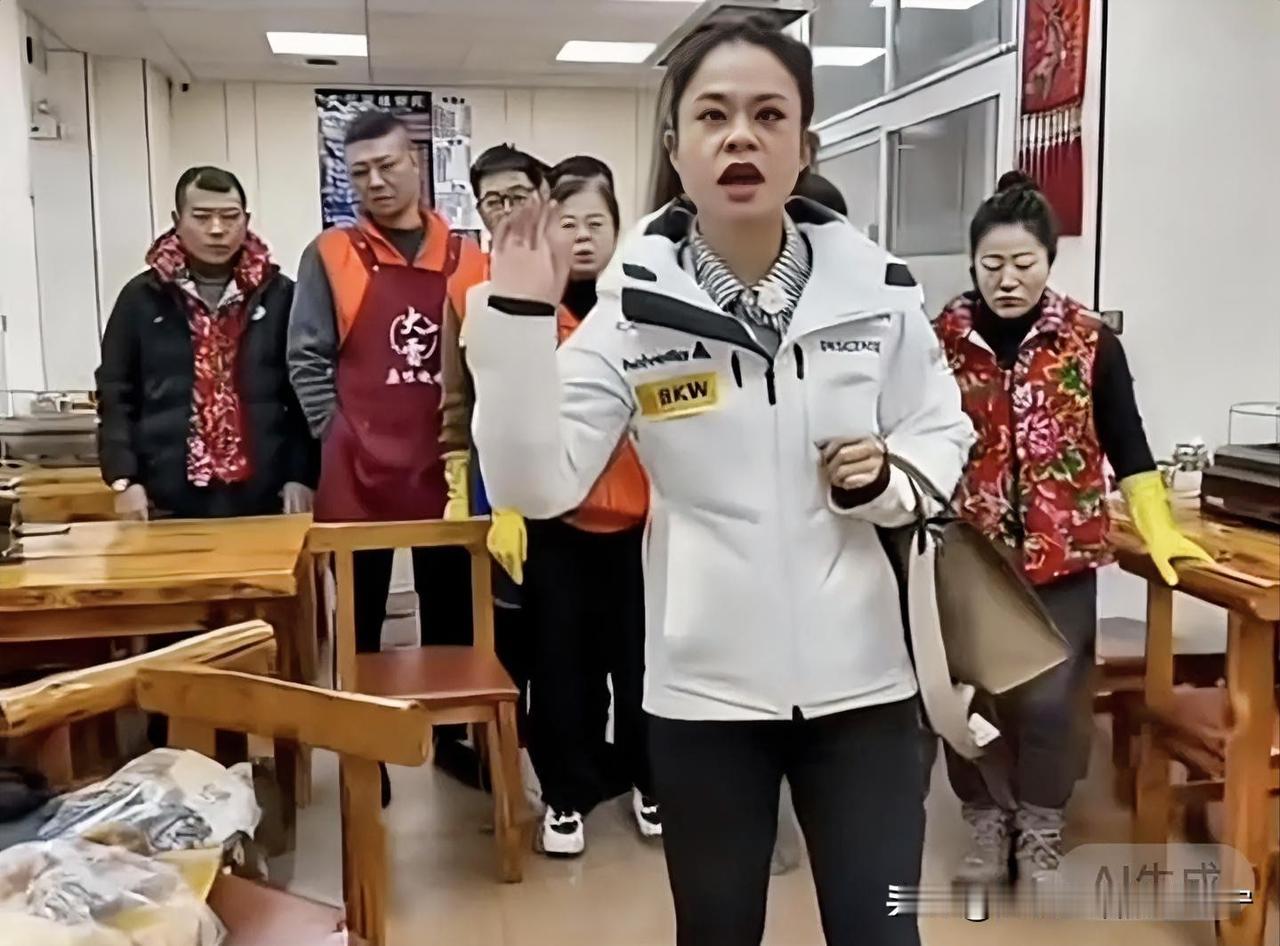 大雷烧烤事件，再一次印证了那句老话，病从口入，祸从口出。自从出了这档子