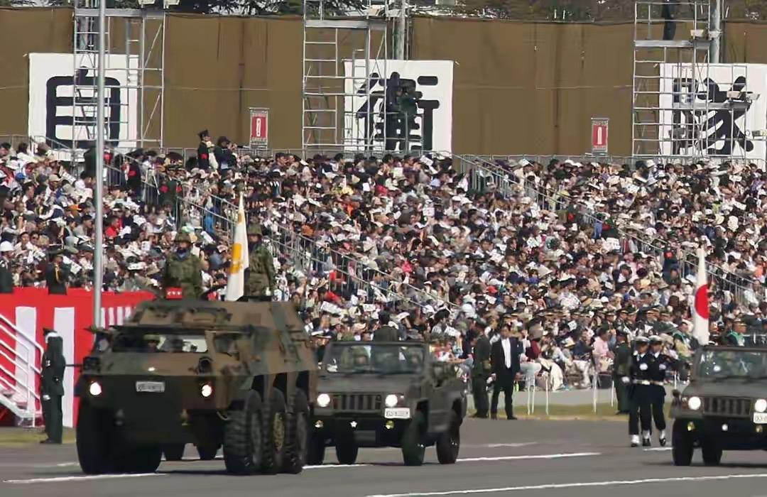 别再安慰自己“日本不敢”：3.5%可能只是起点彭博社说，日本政府正在研究新的