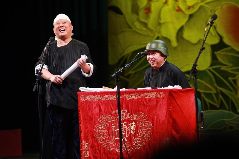 德云社三天炸穿热搜！封箱封神、成都遇争议、上海秒空，这江湖谁主沉浮三天时间