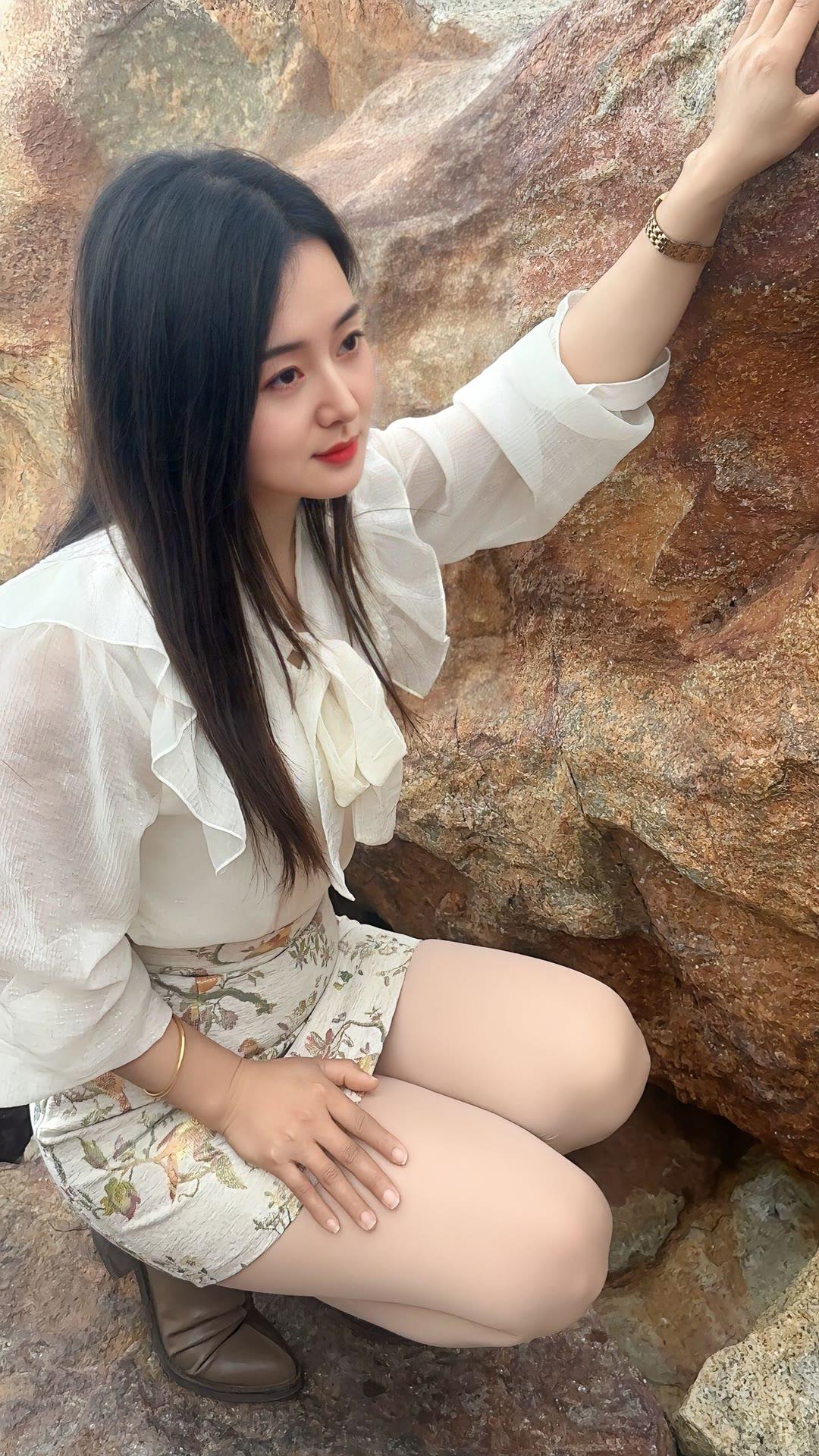 如何穿衣才能展现出品位和气质呢?如何穿出温柔女人味?