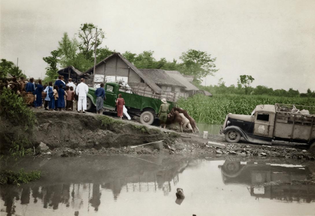 这张照片记录的是1937年南京珍贵文物西迁的真实场景，当年卢沟桥事变、淞沪会战相