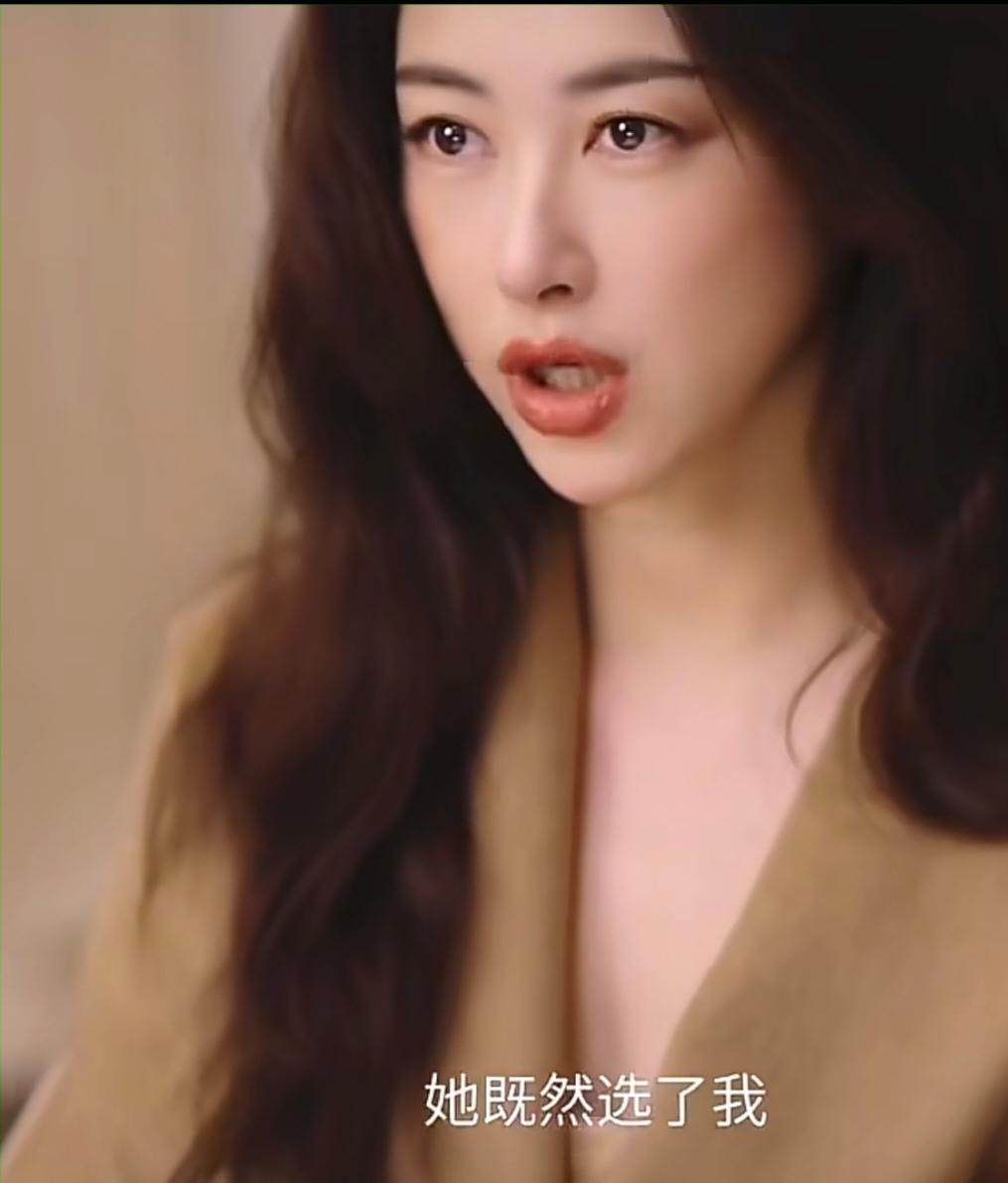 朱珠:“她既然选了我当她的妈妈，她就需要去适应我的生活，带她去逛展，跟朋友聚会下