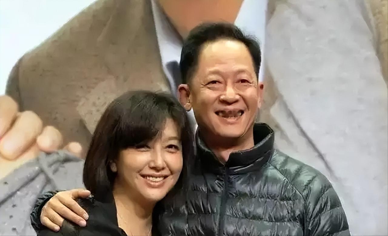 王志文在接受某知名媒体专访时，曾以他标志性的低沉嗓音袒露心迹：