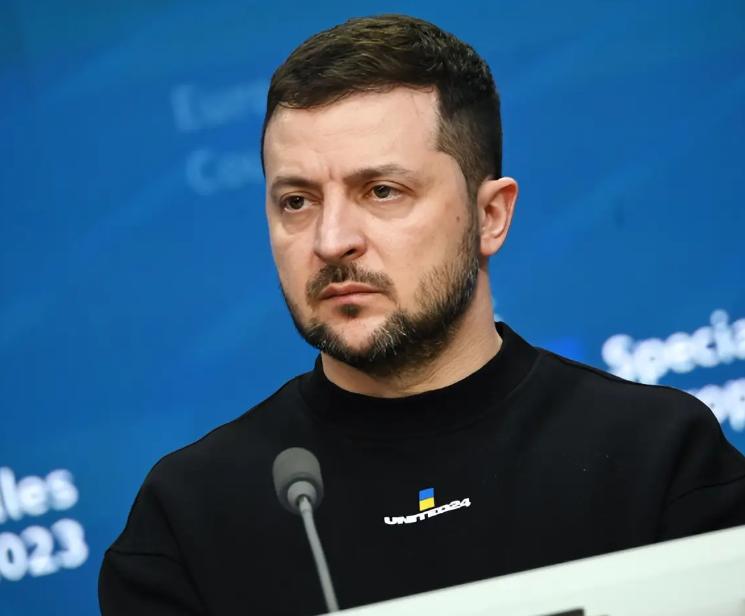 泽连斯基向全世界表明了自己的态度：乌克兰可以向俄罗斯投降，甚至乌克兰也可以不加入