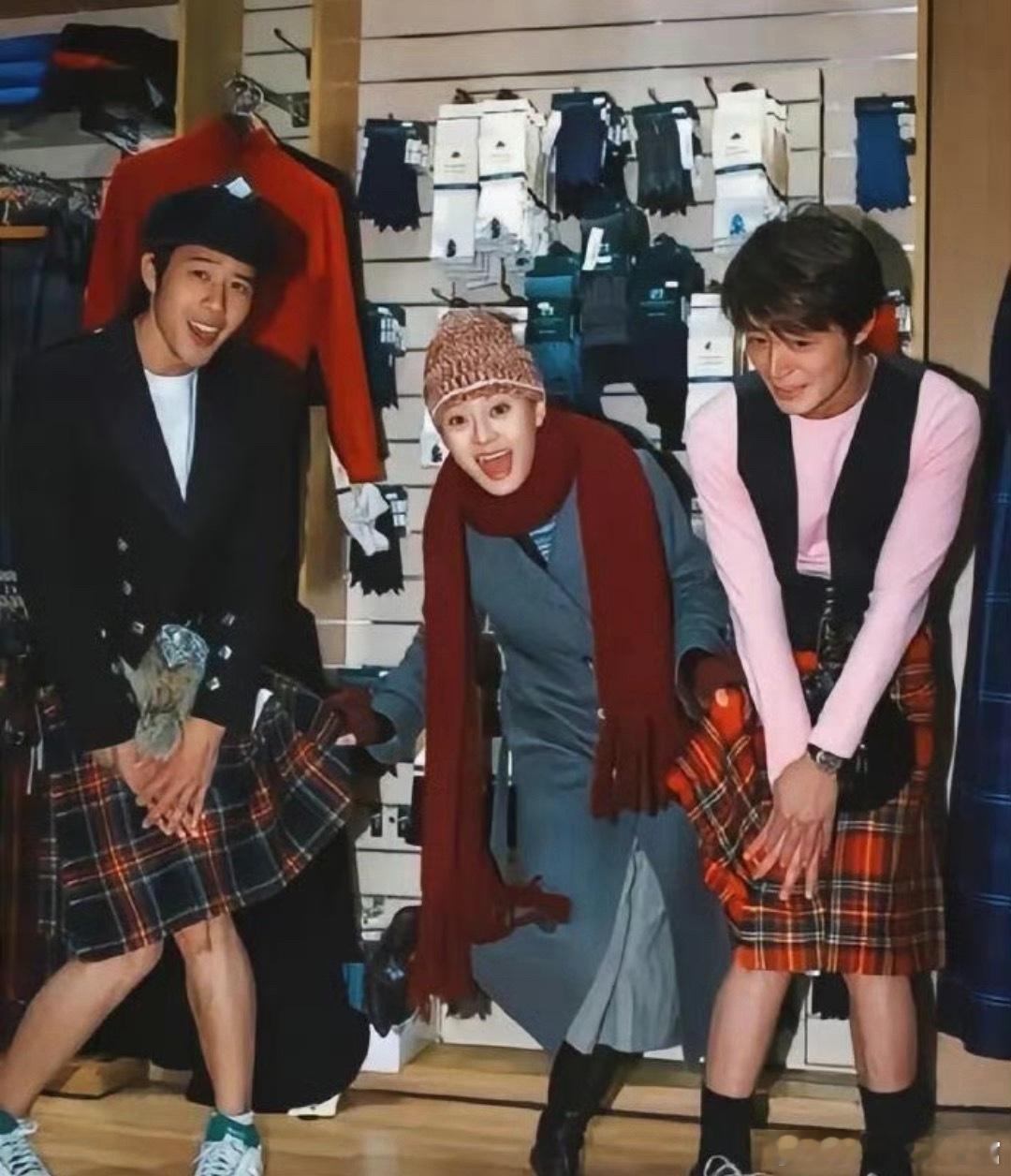 孙俪20年前与Rain合作旧照曝光！清纯灵动似韩剧女主，满满都是回忆杀。