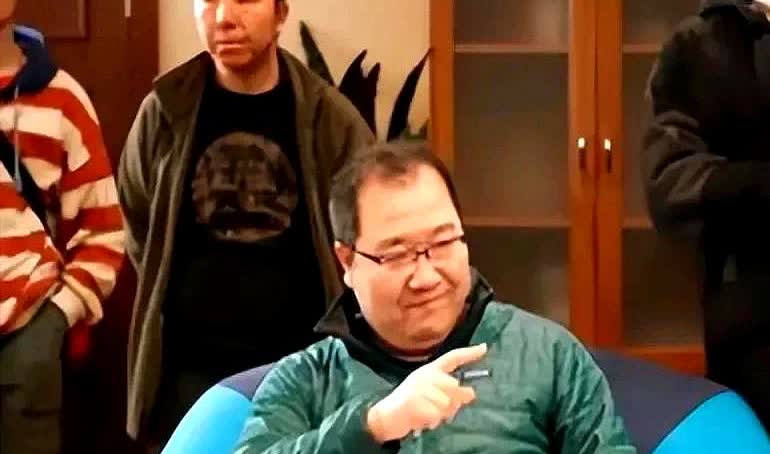 英达在家根本不是普通款霸道！梁欢怕他，亲姐英小乐、亲弟英壮英宁全被他压得死死的！