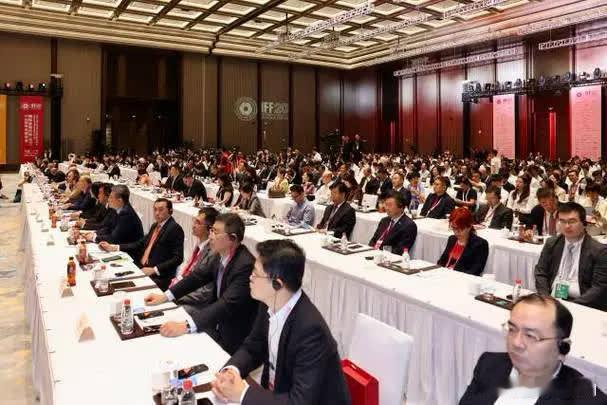 印度现在满眼都是中国，中国造什么建什么，它都要跟，特别是军事领域！听说055现在也成了印度要赶超的目