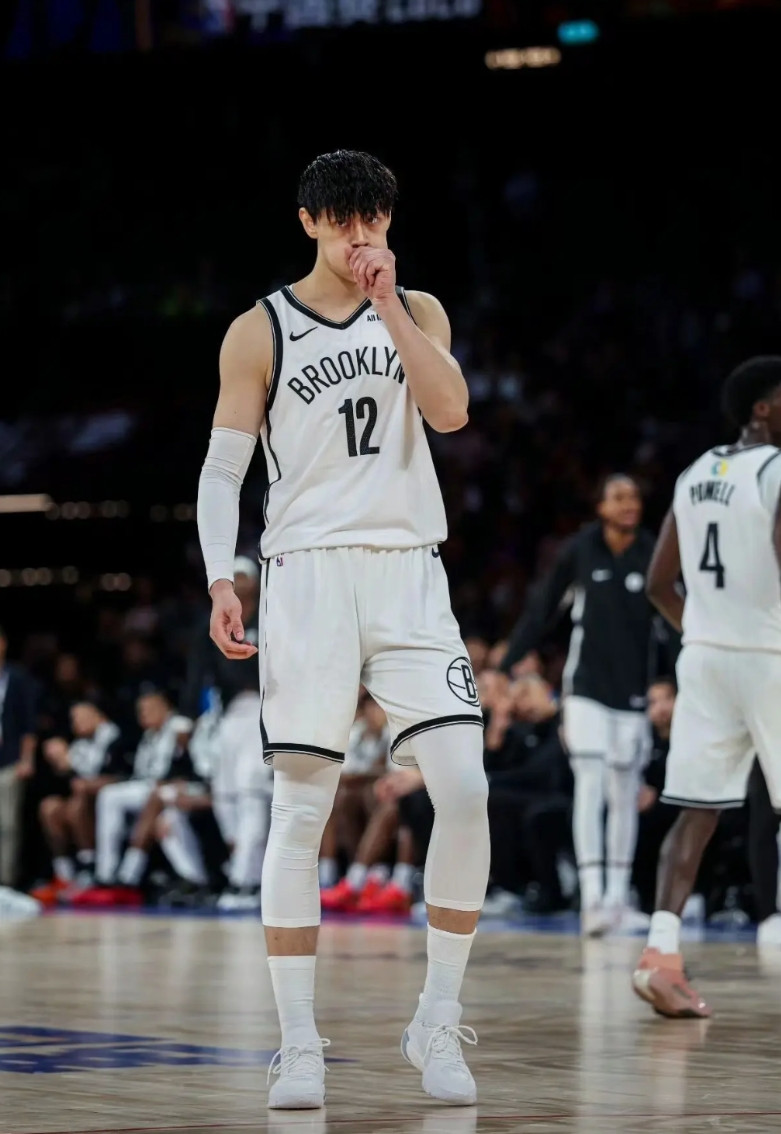 看到曾凡博被裁，我才恍然大悟杨瀚森有多强！篮网队宣布裁掉曾凡博，22岁的年龄正