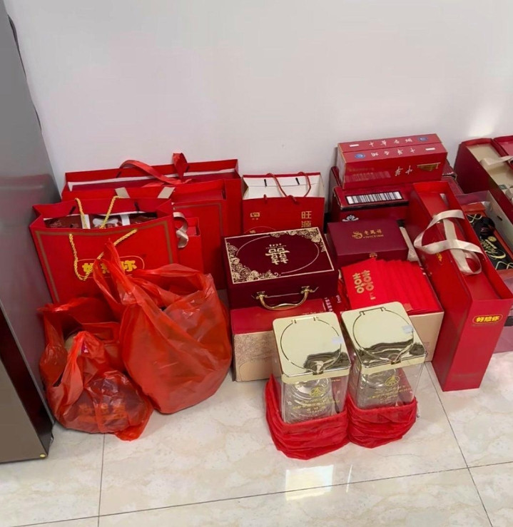 人和钱哪个重要昨天谈论了一个问题，就是一个女孩出嫁，婆家给了二十万彩礼，娘家留