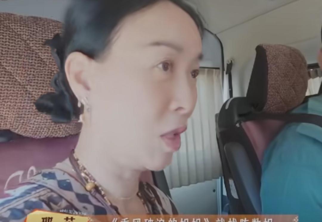 那英透露陈数被《浪姐》节目组邀请了好几季，她都一直没去，那英：“第一季《浪姐》就