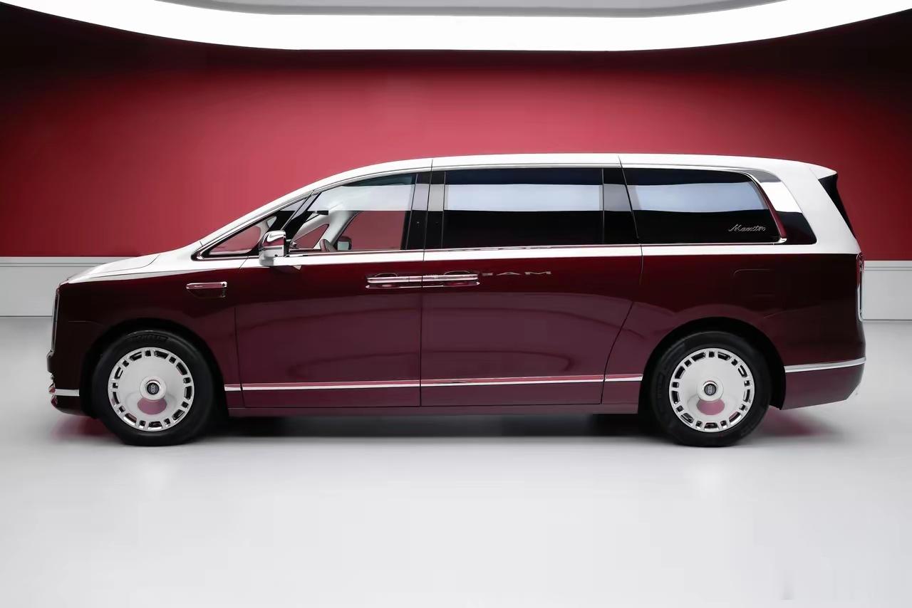 华为尊界系列S800、V800、M9“三驾马车”撑起轿车、MPV、SUV中国高端
