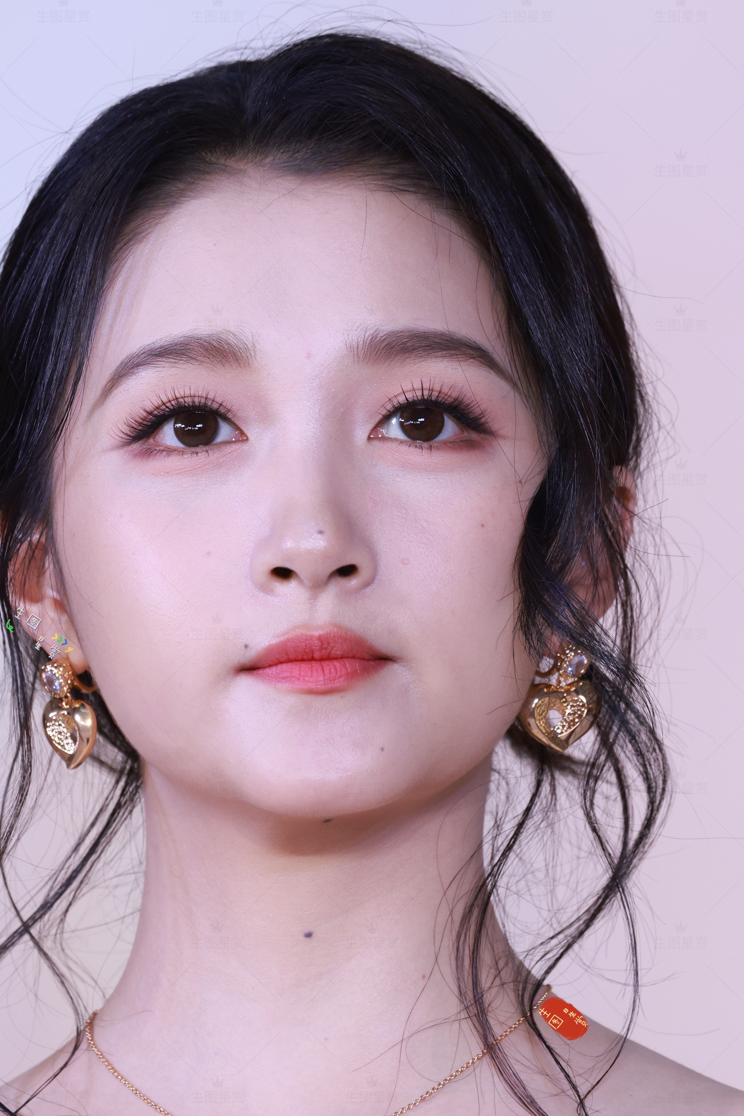关晓彤怼拍直出的原生美貌今天佛山珂尼娜活动生图​​​