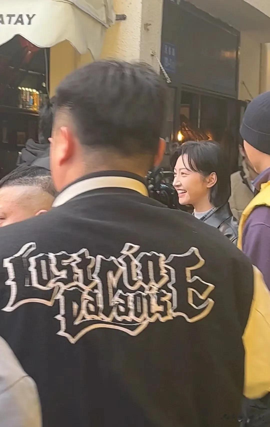 景甜真人比照片还好看。