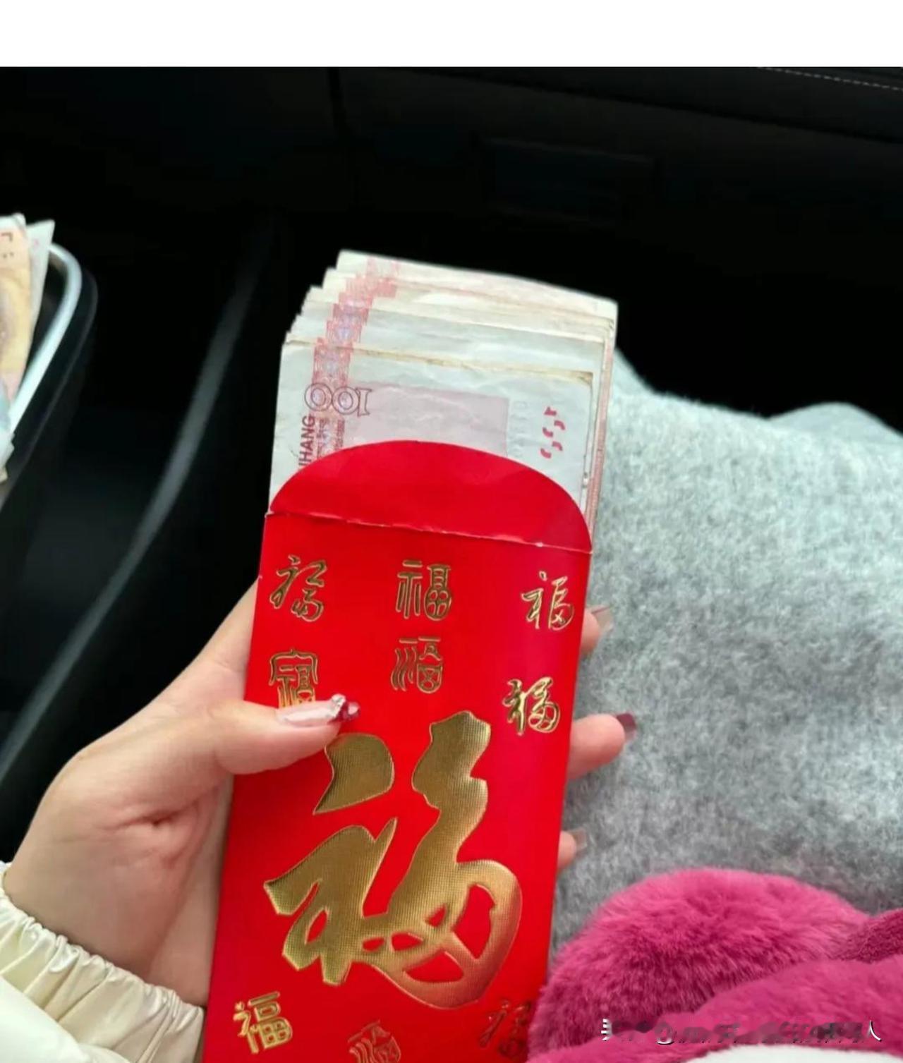 我焦虑了，不知道该怎么办了…前几天发小的女儿结婚，我们俩从穿开裆裤一起长大，