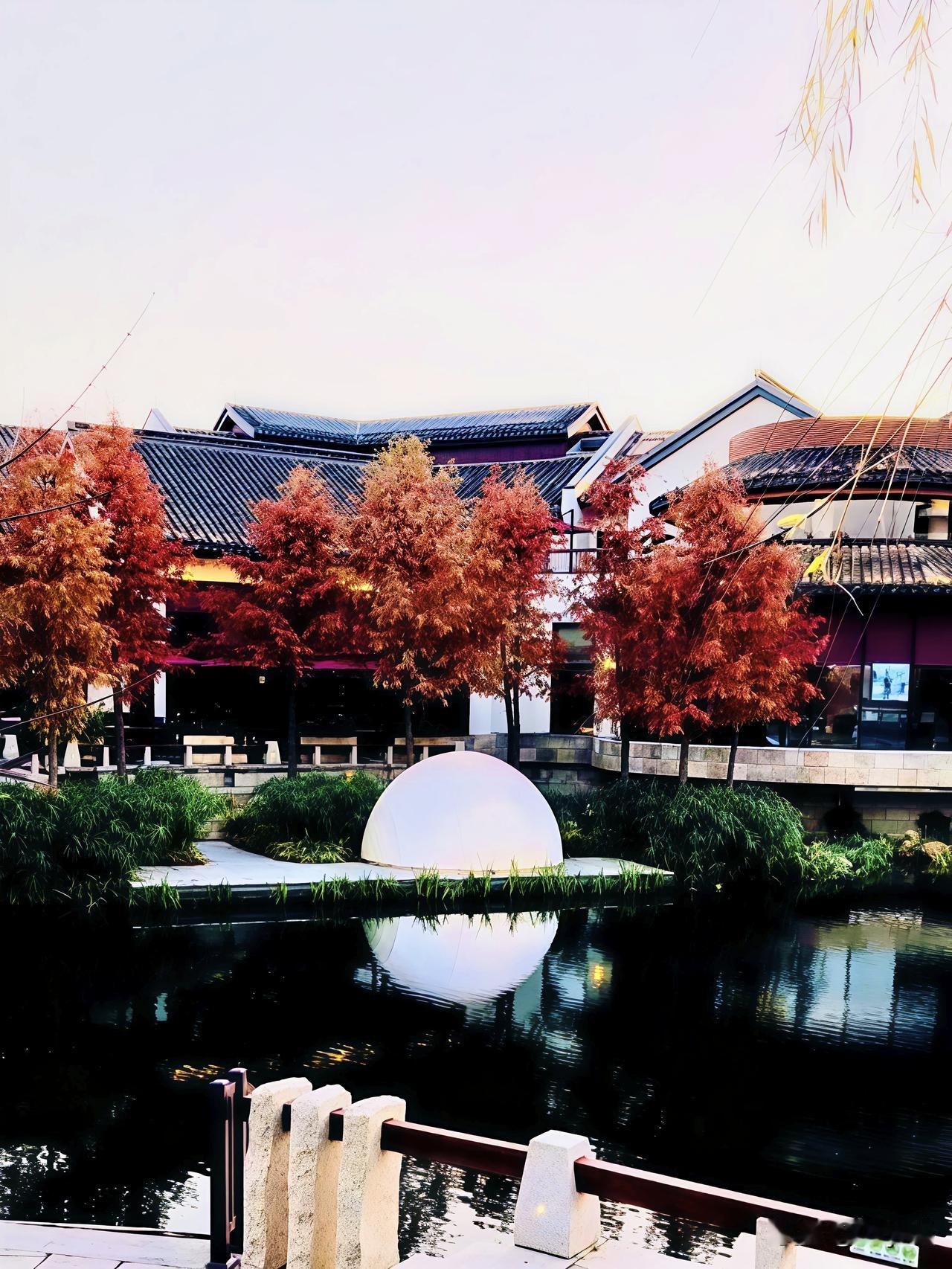 上海蟠龙天地(蟠龙古镇)，融合了700年水乡历史与现代商业的古镇，随手拍照片里的