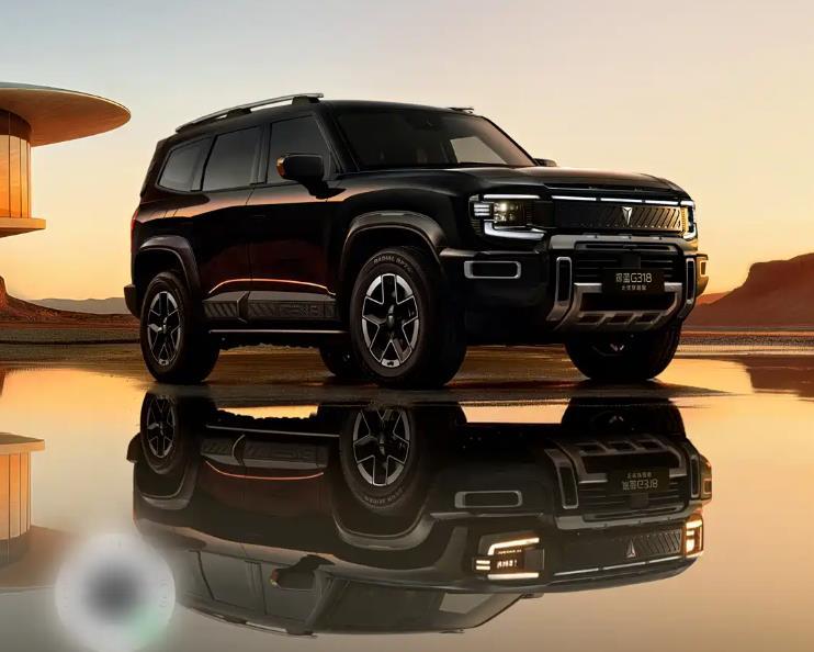 日前，深蓝G318四驱旷野版正式上市，售价18.59万元，与两驱版同价。新车采用