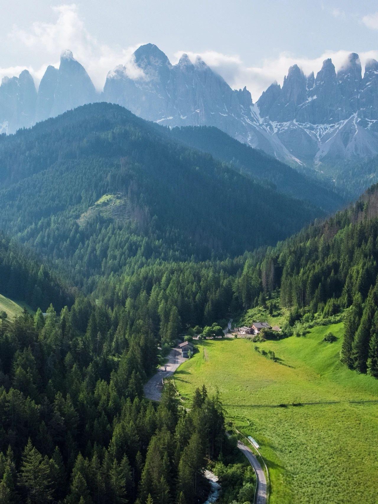 接待了一位南京一中的高三的学生家长，家长跟我咨询，一中的孩子大概在什么样的名次，