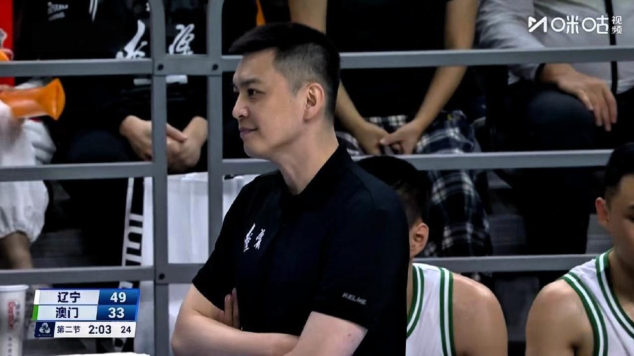 杨鸣也懂人情世故，不愧是成名的冠军教头！全运会面对澳门队，主动放低姿态，派上替补