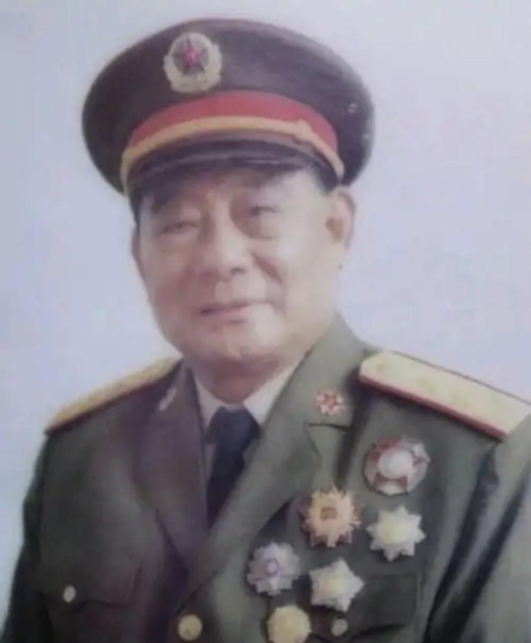 1988年解放军恢复军衔制，兰州军区司令员赵先顺看着授衔名单愣住了：下属宁夏军区
